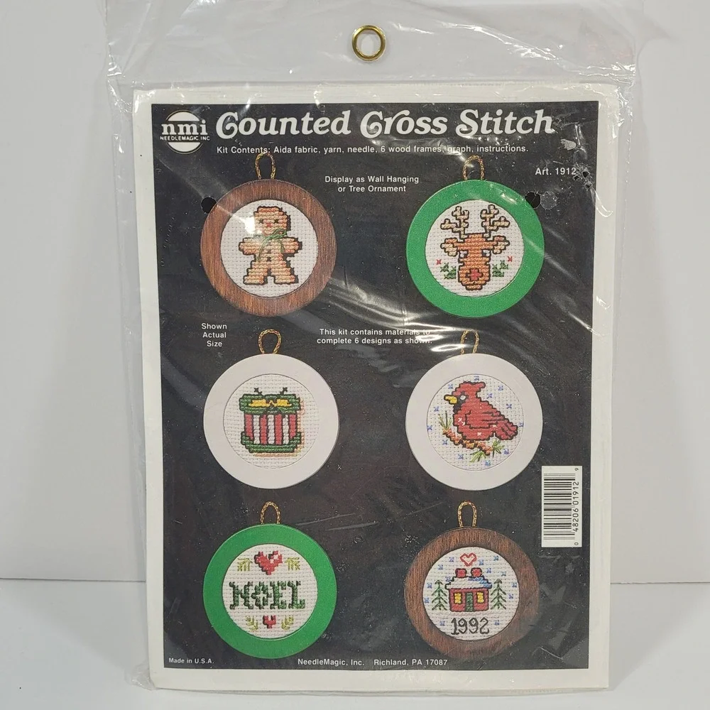 Vintage NeedleMagic NMI Counted‎ Cross Stitch Kit Wooden Christmas Ornaments